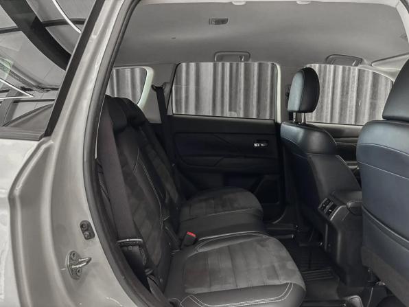 Mitsubishi Outlander III Рестайлинг 3 с пробегом 2021 года, цена 2 500 000 рублей, 66000 км, внедорожник, Автокод Объявления