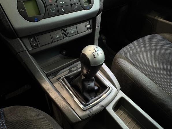 Ford Focus II с пробегом 2006 года, цена 470 000 рублей, 293912 км, седан, Автокод Объявления