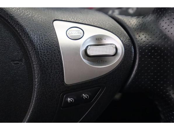 Nissan Juke I с пробегом 2012 года, цена 871 300 рублей, 205400 км, внедорожник, Автокод Объявления