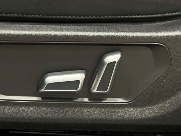 Haval Jolion I Рестайлинг с пробегом 2024 года, цена 2 300 000 рублей, 17500 км, внедорожник, Автокод Объявления