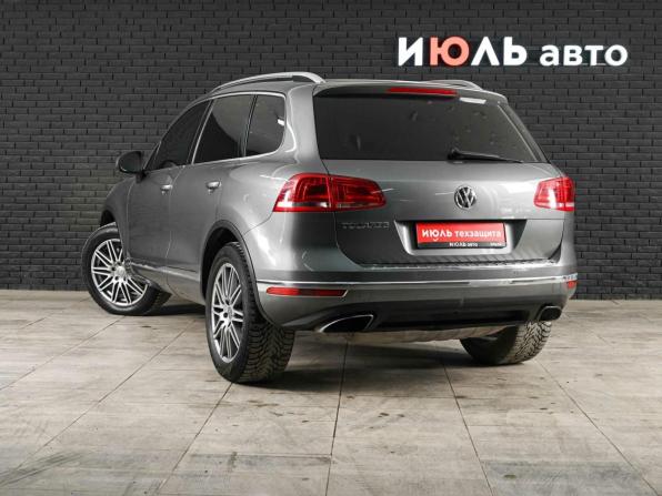 Volkswagen Touareg II Рестайлинг с пробегом 2015 года, цена 3 140 000 рублей, 83799 км, внедорожник, Автокод Объявления