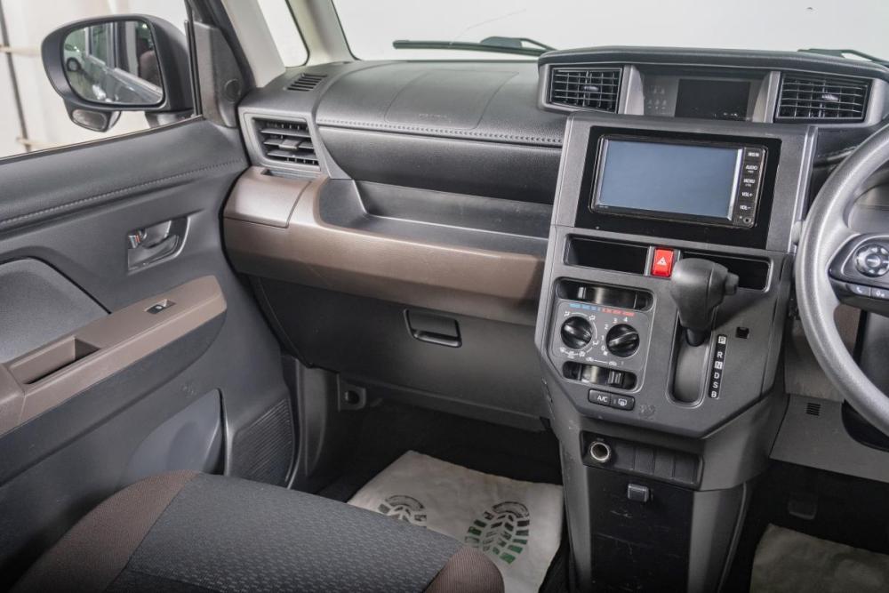 Toyota Roomy I Рестайлинг Томск  - изображение 13