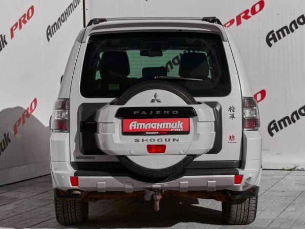 Mitsubishi Pajero IV Рестайлинг 1 с пробегом 2014 года, цена 2 485 000 рублей, 241863 км, внедорожник, Автокод Объявления