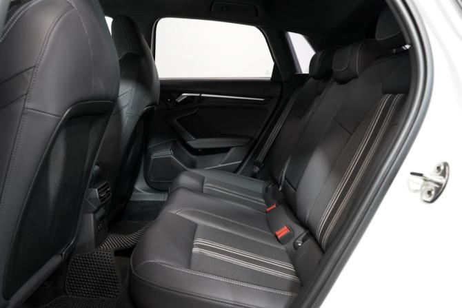 Audi A3 IV (8Y) с пробегом 2021 года, цена 3 150 000 рублей, 28240 км, хэтчбек, Автокод Объявления