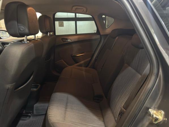 Opel Astra J с пробегом 2012 года, цена 599 000 рублей, 178000 км, хэтчбек, Автокод Объявления