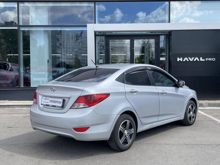 Hyundai Solaris I Москва  - изображение 5