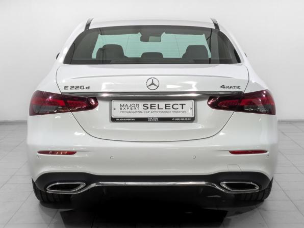 Mercedes-Benz E-Класс V (W213 S213 C238) Рестайлинг с пробегом 2022 года, цена 5 785 500 рублей, 38809 км, седан, Автокод Объявления