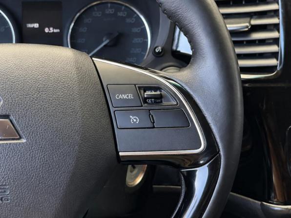 Mitsubishi Outlander III Рестайлинг 2 с пробегом 2017 года, цена 1 857 000 рублей, 135699 км, внедорожник, Автокод Объявления