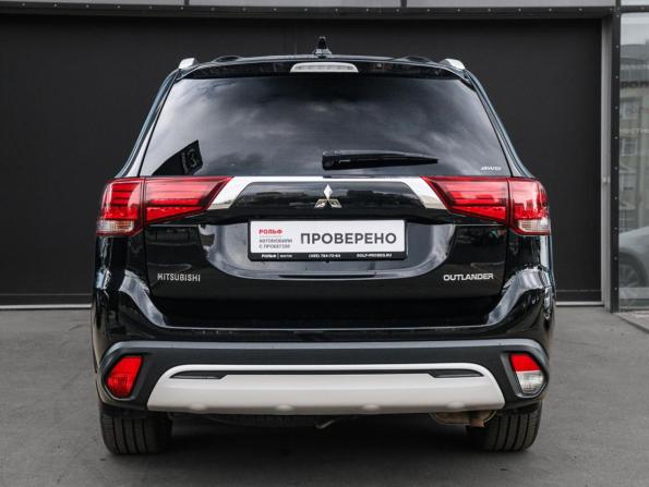 Mitsubishi Outlander III Рестайлинг 3 с пробегом 2019 года, цена 2 500 000 рублей, 90175 км, внедорожник, Автокод Объявления
