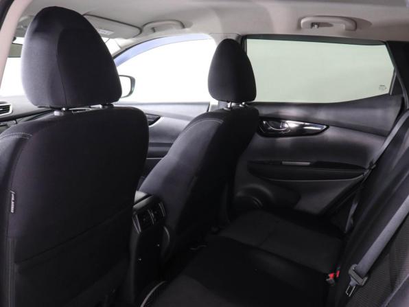 Nissan Qashqai II с пробегом 2018 года, цена 1 977 000 рублей, 95931 км, внедорожник, Автокод Объявления