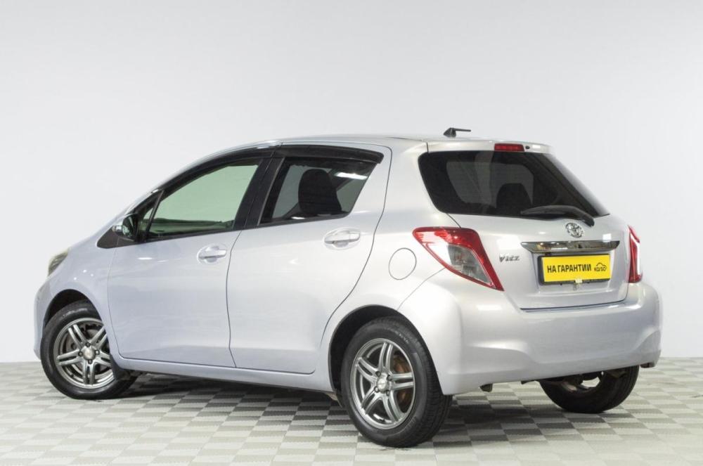 Toyota Vitz III (XP130) Челябинск  - изображение 5