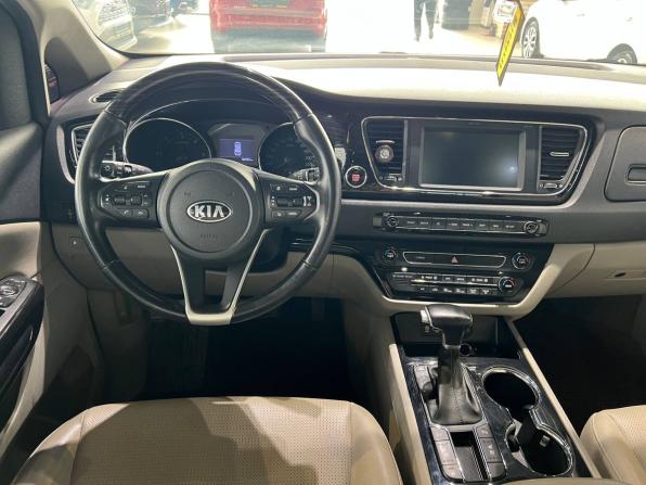 Kia Carnival III с пробегом 2019 года, цена 3 100 000 рублей, 98355 км, минивэн, Автокод Объявления