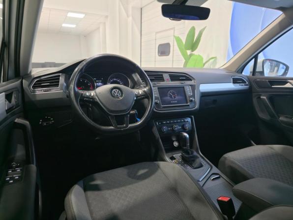 Volkswagen Tiguan II с пробегом 2017 года, цена 2 099 000 рублей, 160000 км, внедорожник, Автокод Объявления