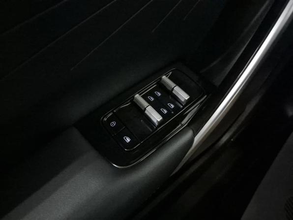 Geely Atlas II с пробегом 2024 года, цена 2 590 000 рублей, 108013 км, внедорожник, Автокод Объявления