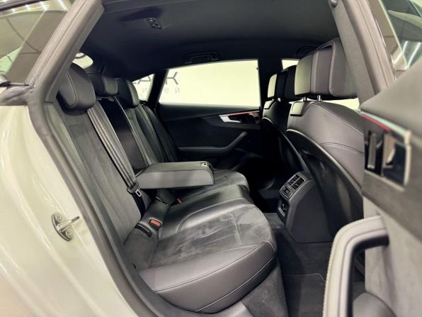 Audi A5 II (F5) Рестайлинг с пробегом 2022 года, цена 4 400 000 рублей, 75534 км, лифтбек, Автокод Объявления