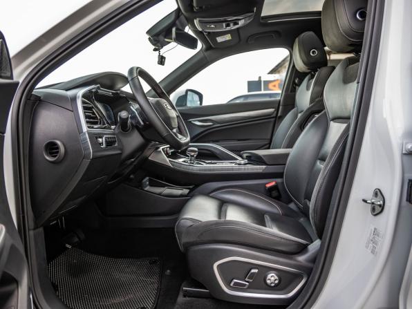 Geely Tugella I Рестайлинг с пробегом 2023 года, цена 3 548 000 рублей, 14685 км, внедорожник, Автокод Объявления