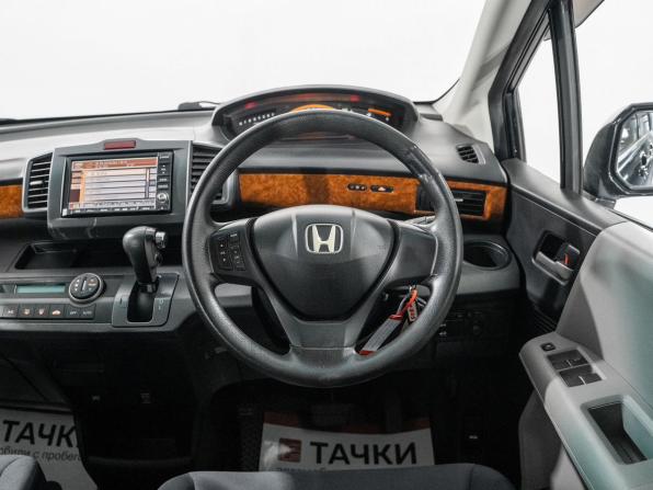 Honda Freed I с пробегом 2010 года, цена 940 000 рублей, 189346 км, компактвэн, Автокод Объявления