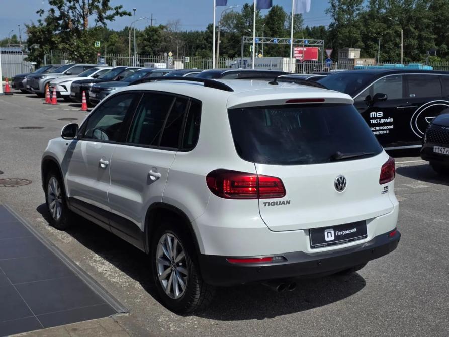 Volkswagen Tiguan I Рестайлинг Санкт-Петербург  - изображение 8