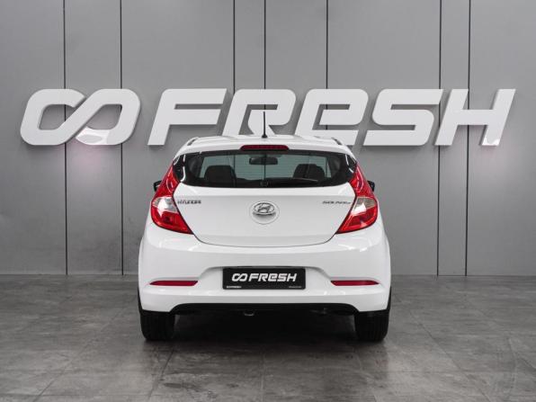 Hyundai Solaris I Рестайлинг с пробегом 2015 года, цена 989 000 рублей, 116312 км, хэтчбек, Автокод Объявления