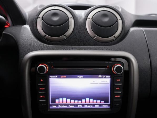 Renault Duster I с пробегом 2015 года, цена 1 245 000 рублей, 76554 км, внедорожник, Автокод Объявления
