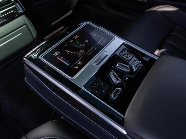 Audi A8 IV (D5) с пробегом 2019 года, цена 4 990 000 рублей, 133113 км, седан, Автокод Объявления