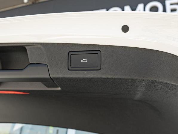 Volkswagen Tiguan III (China Market) с пробегом 2026 года, цена 4 770 000 рублей, 55 км, внедорожник, Автокод Объявления