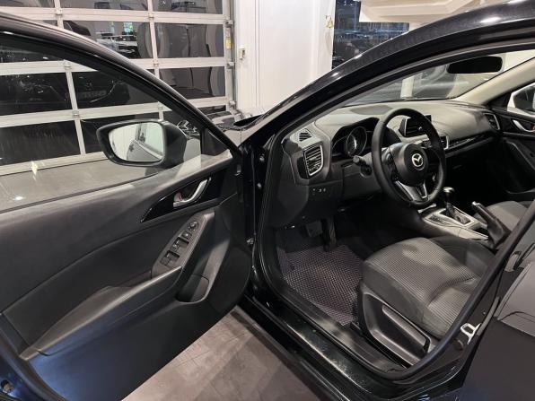 Mazda 3 III (BM) с пробегом 2013 года, цена 1 316 000 рублей, 177700 км, хэтчбек, Автокод Объявления