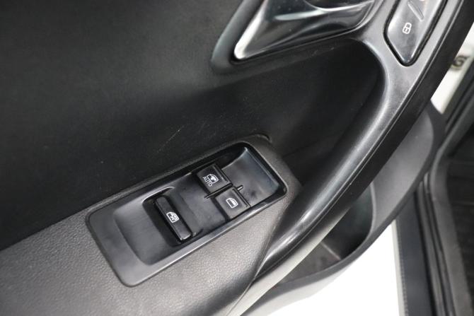 Volkswagen Polo V с пробегом 2012 года, цена 592 000 рублей, 249263 км, седан, Автокод Объявления