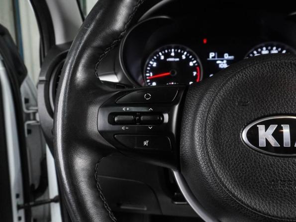 Kia Rio IV с пробегом 2019 года, цена 1 498 040 рублей, 98486 км, седан, Автокод Объявления