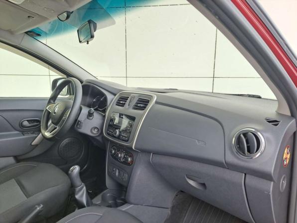 Renault Sandero II Рестайлинг с пробегом 2019 года, цена 1 249 000 рублей, 138120 км, хэтчбек, Автокод Объявления