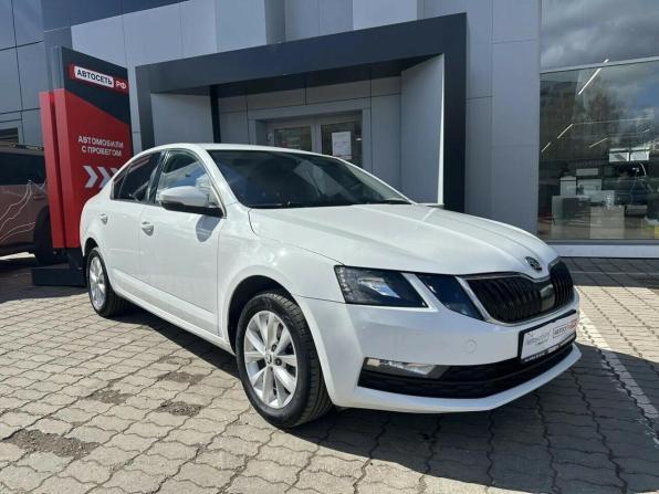 Skoda Octavia III (A7) Рестайлинг с пробегом 2018 года, цена 1 421 300 рублей, 182241 км, лифтбек, Автокод Объявления