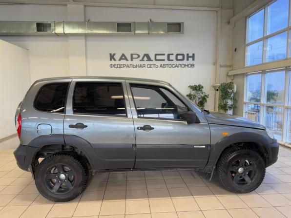 Chevrolet Niva I Рестайлинг с пробегом 2011 года, цена 543 000 рублей, 176963 км, внедорожник, Автокод Объявления