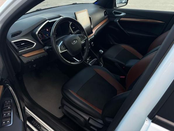 Lada (ВАЗ) Vesta I Рестайлинг (NG) с пробегом 2023 года, цена 1 279 000 рублей, 64000 км, седан, Автокод Объявления