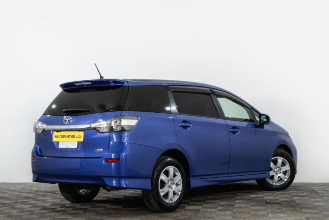Toyota Wish II Рестайлинг с пробегом 2015 года, цена 2 189 000 рублей, 23200 км, минивэн, Автокод Объявления