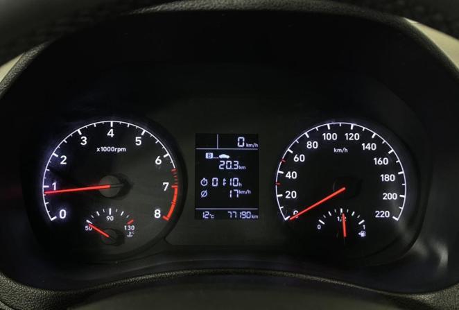 Hyundai Solaris II с пробегом 2018 года, цена 1 100 000 рублей, 77190 км, седан, Автокод Объявления