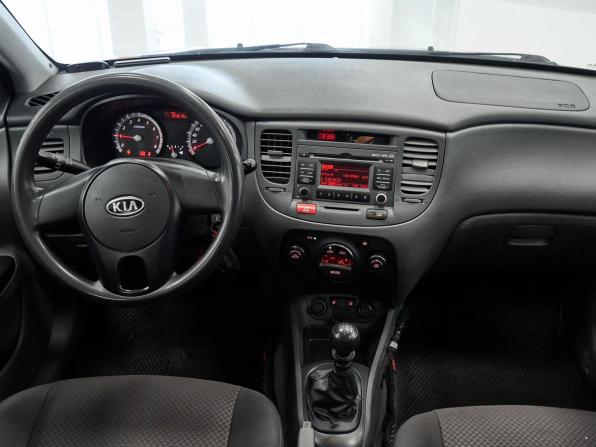 Kia Rio II Рестайлинг с пробегом 2010 года, цена 550 000 рублей, 186815 км, седан, Автокод Объявления