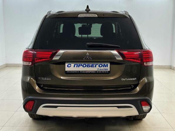 Mitsubishi Outlander III Рестайлинг 3 с пробегом 2019 года, цена 2 300 000 рублей, 86326 км, внедорожник, Автокод Объявления