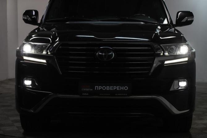 Toyota Land Cruiser 200 Series Рестайлинг 2 с пробегом 2017 года, цена 7 600 000 рублей, 124718 км, внедорожник, Автокод Объявления