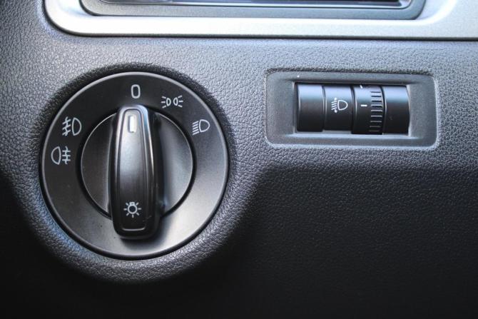 Skoda Rapid I с пробегом 2014 года, цена 1 095 000 рублей, 69000 км, лифтбек, Автокод Объявления