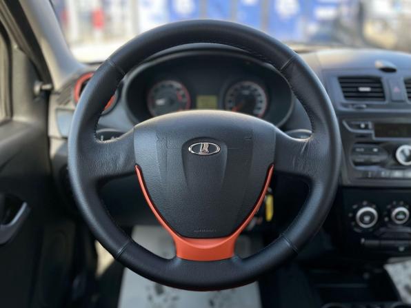Lada (ВАЗ) Kalina II с пробегом 2015 года, цена 640 000 рублей, 71281 км, универсал, Автокод Объявления