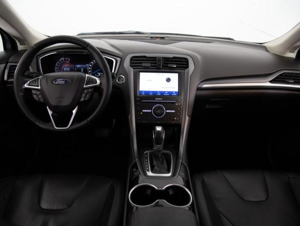 Ford Mondeo V с пробегом 2016 года, цена 1 325 000 рублей, 209904 км, седан, Автокод Объявления