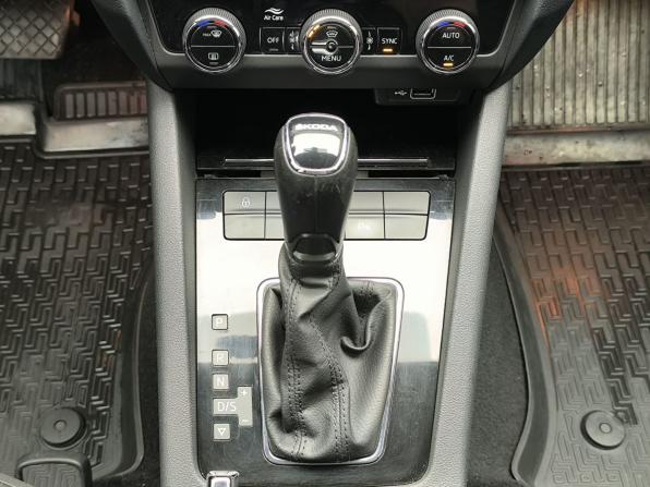 Skoda Octavia III (A7) Рестайлинг с пробегом 2018 года, цена 1 469 000 рублей, 164667 км, лифтбек, Автокод Объявления
