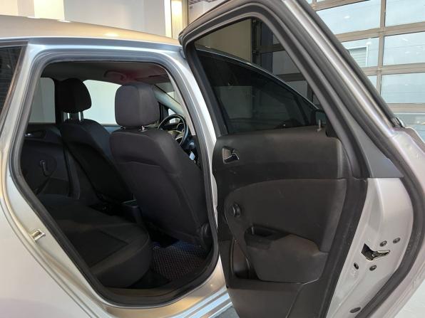 Opel Astra J Рестайлинг с пробегом 2013 года, цена 589 000 рублей, 217085 км, хэтчбек, Автокод Объявления