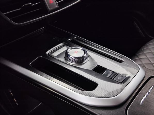 Haval Jolion I Рестайлинг с пробегом 2024 года, цена 2 049 000 рублей, 39663 км, внедорожник, Автокод Объявления