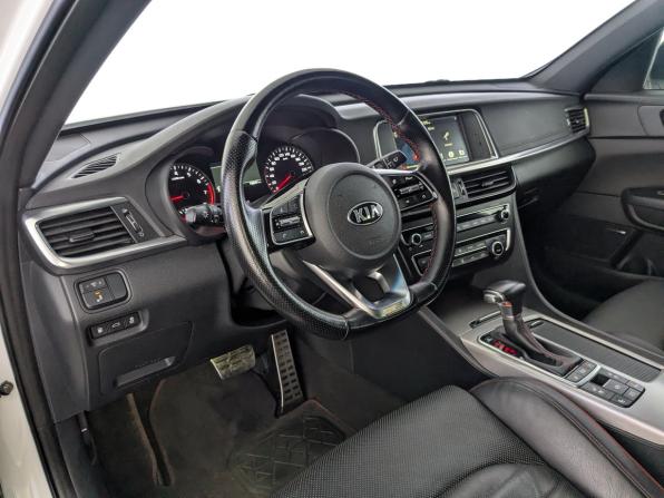 Kia Optima IV Рестайлинг с пробегом 2019 года, цена 2 350 000 рублей, 79030 км, седан, Автокод Объявления