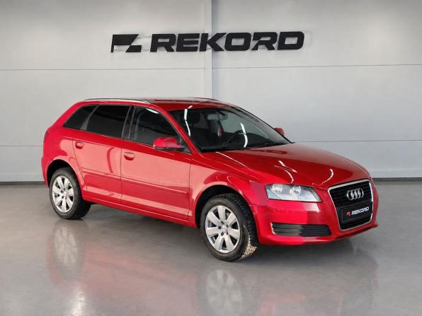 Audi A3 II (8P) Рестайлинг 2 с пробегом 2010 года, цена 949 000 рублей, 180264 км, хэтчбек, Автокод Объявления