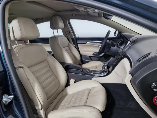 Opel Insignia I Рестайлинг с пробегом 2013 года, цена 899 000 рублей, 226803 км, седан, Автокод Объявления