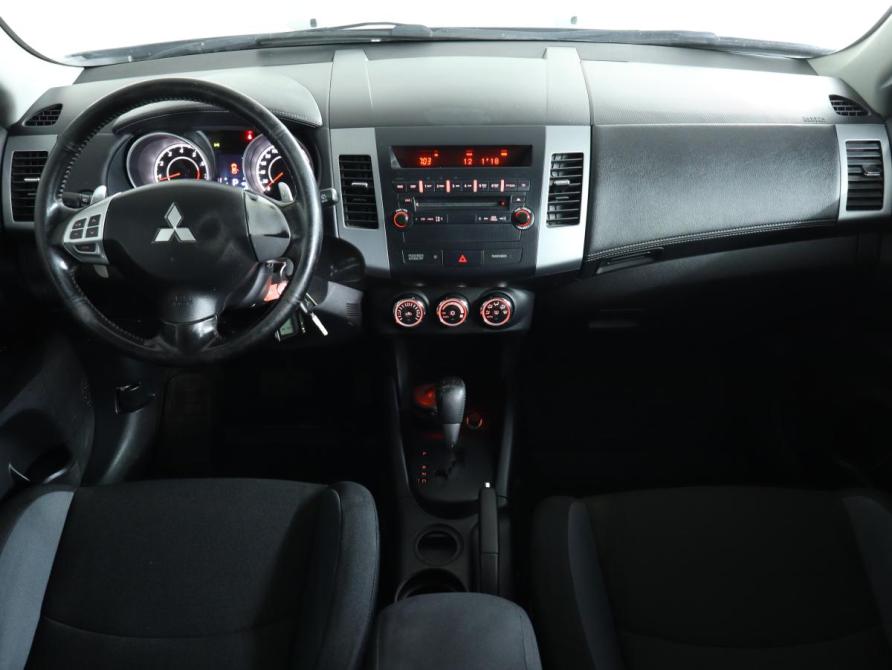 Mitsubishi Outlander II Рестайлинг Москва  - изображение 18