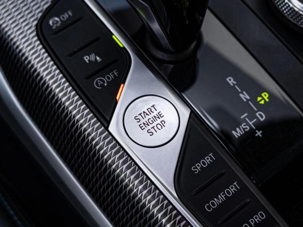 BMW 3 серии VII (G2x) с пробегом 2019 года, цена 3 798 000 рублей, 74984 км, седан, Автокод Объявления