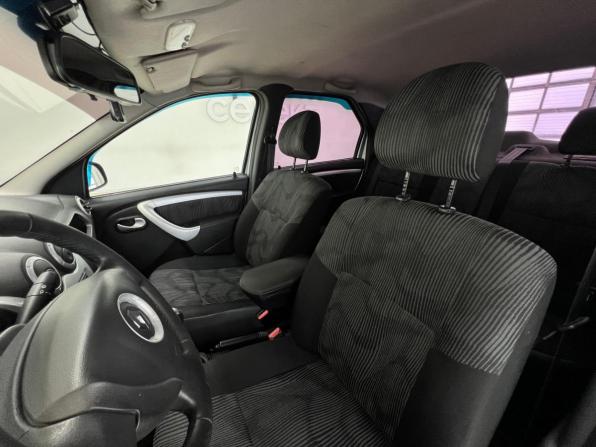 Renault Logan I Рестайлинг с пробегом 2013 года, цена 730 000 рублей, 123980 км, седан, Автокод Объявления